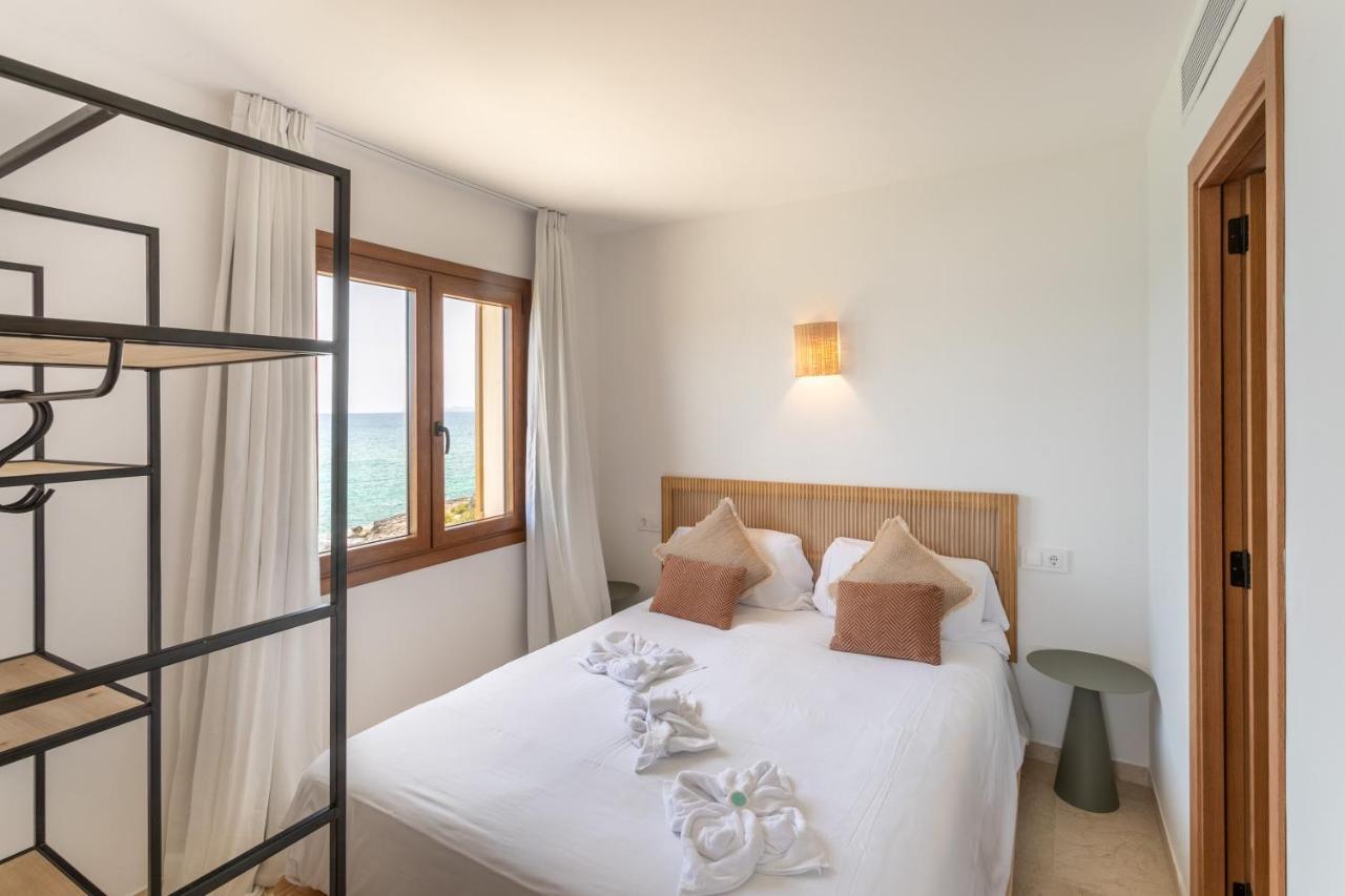 Beachfront Holiday Apartment Lotja 7 - Grupo Berna Colonia de Sant Jordi Extérieur photo