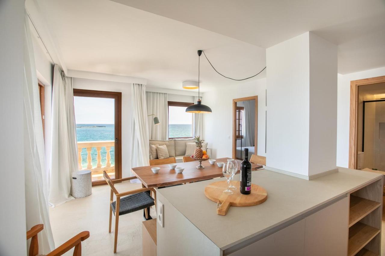 Beachfront Holiday Apartment Lotja 7 - Grupo Berna Colonia de Sant Jordi Extérieur photo