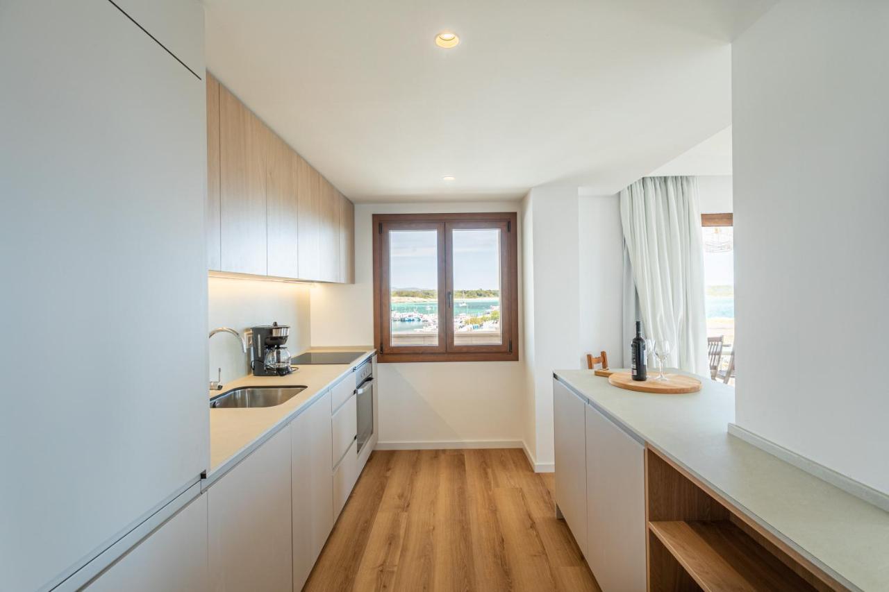 Beachfront Holiday Apartment Lotja 7 - Grupo Berna Colonia de Sant Jordi Extérieur photo