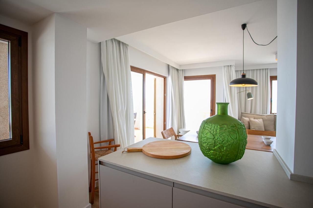 Beachfront Holiday Apartment Lotja 7 - Grupo Berna Colonia de Sant Jordi Extérieur photo