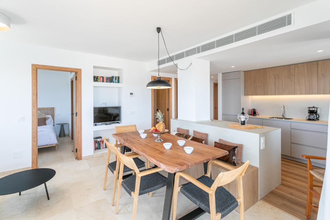 Beachfront Holiday Apartment Lotja 7 - Grupo Berna Colonia de Sant Jordi Extérieur photo